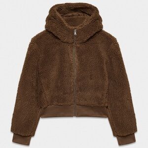 Aritzia Sunday Best Crème Jacket